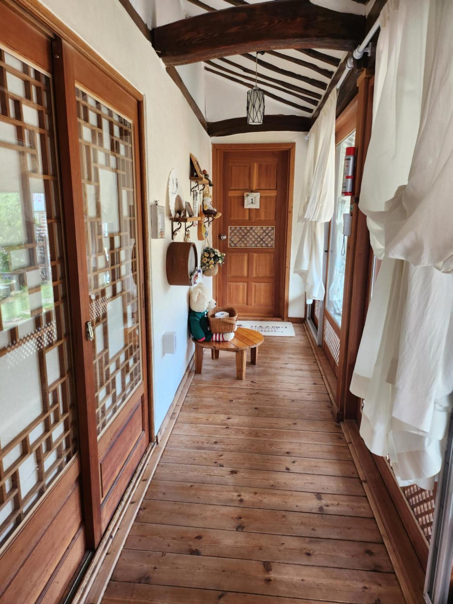 Moran Guesthouse Jeonju Exterior photo